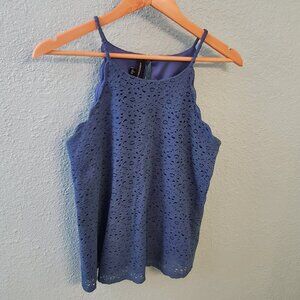 Fortune + Ivy Blue Scalloped Lacy Overlay tank top - Size Small